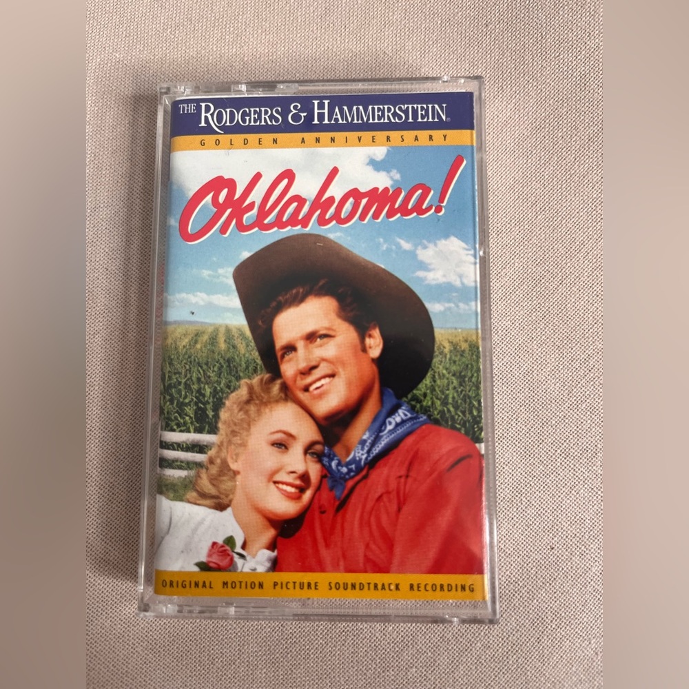 Oklahoma Soundtrack Cassette Tape - Picture 1 of 3